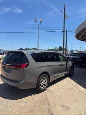Gray Clearcoat 2023 Chrysler Pacifica Limited