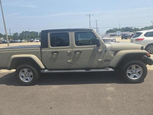 2020 Jeep Gladiator Sport S