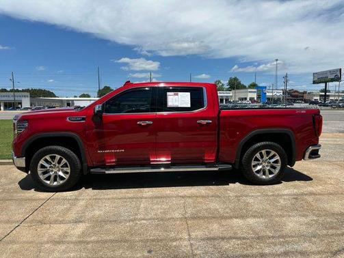 Volcanic Red Tintcoat 2023 GMC Sierra 1500 SLT