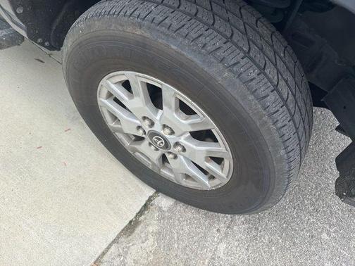 2024 Toyota Tacoma SR