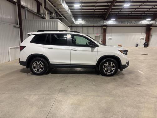 2023 Honda Passport AWD TrailSport