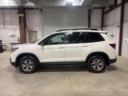 2023 Honda Passport AWD TrailSport