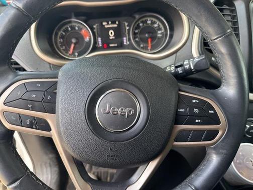 2018 Jeep Cherokee Latitude