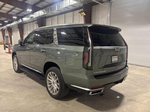 2023 Cadillac Escalade Premium Luxury