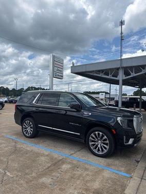 Onyx Black 2021 GMC Yukon Denali
