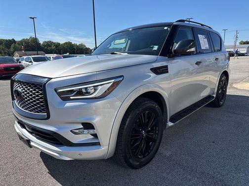 2021 INFINITI QX80 Luxe