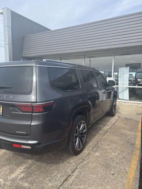 Baltic Gray Metallic Clearcoat 2022 Jeep Wagoneer Series III 4x4