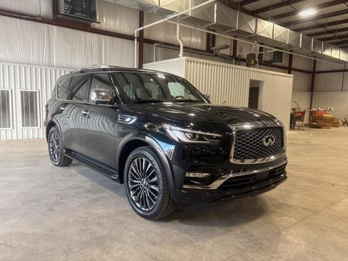 2023 INFINITI QX80 SENSORY AWD