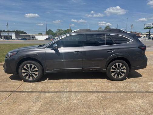 2024 Subaru Outback Touring XT