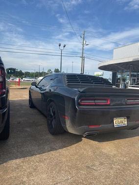 Pitch Black Clearcoat 2023 Dodge Challenger R/T