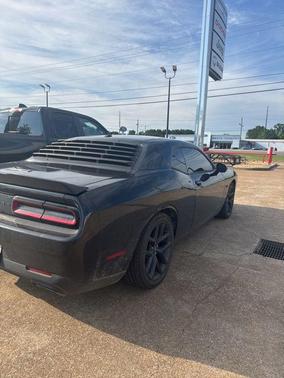 Pitch Black Clearcoat 2023 Dodge Challenger R/T