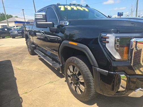 2024 GMC Sierra 2500 Denali