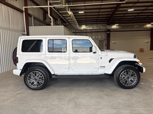 2024 Jeep Wrangler 4xe High Altitude