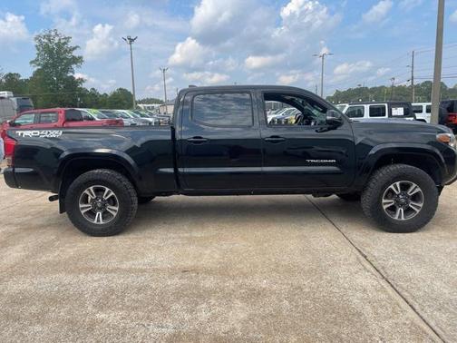 2017 Toyota Tacoma TRD Sport