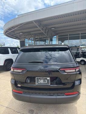 Diamond Black Crystal Pearlcoat 2025 Jeep Grand Cherokee L Limited