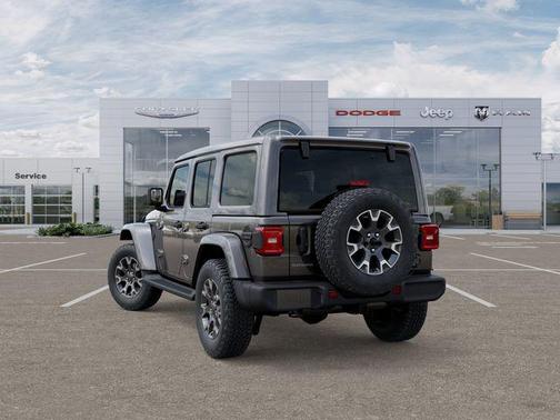 2025 Jeep Wrangler 4-Door Sahara 4x4