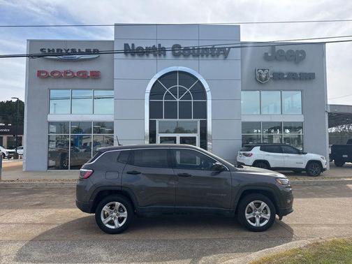 Granite Crystal Metallic Clearcoat 2023 Jeep Compass Sport