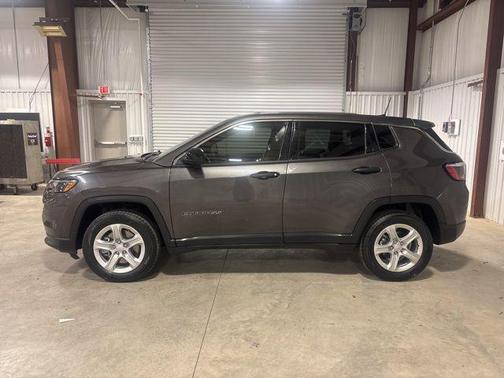2023 Jeep Compass Sport