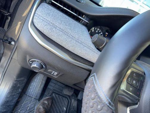 2023 Jeep Compass Sport