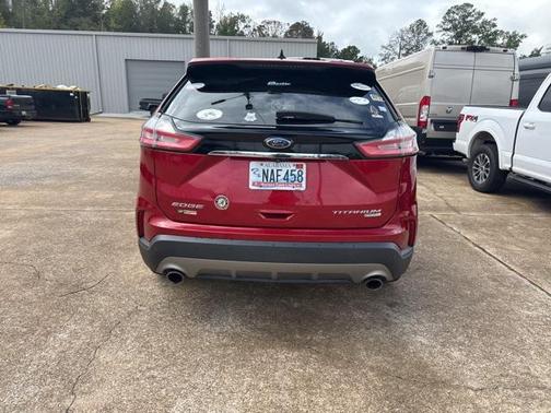 2020 Ford Edge Titanium