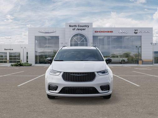 Bright White Clearcoat 2026 Chrysler Pacifica Limited