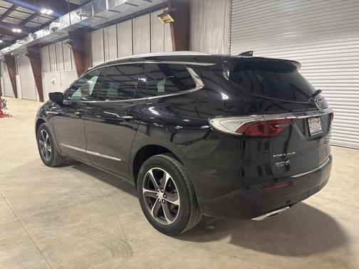 2022 Buick Enclave FWD Essence