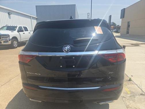 2022 Buick Enclave FWD Essence
