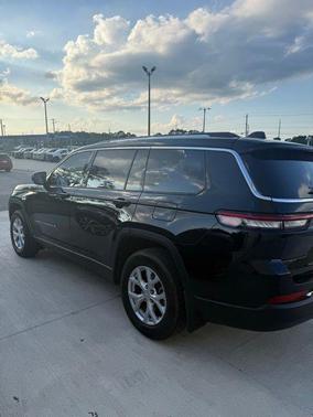Diamond Black Crystal Pearlcoat 2023 Jeep Grand Cherokee L Limited