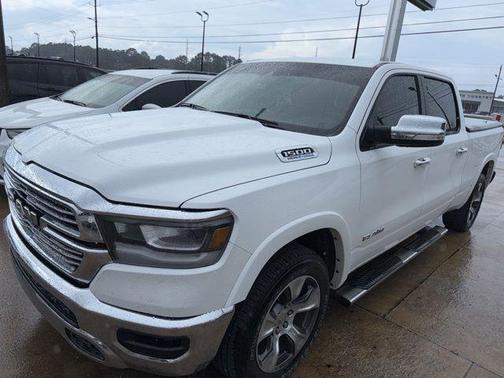 Bright White Clearcoat 2022 RAM 1500 Laramie
