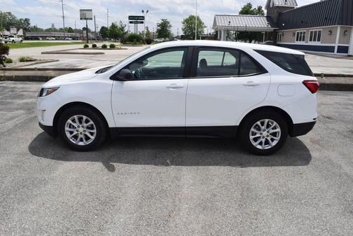 Summit White 2021 Chevrolet Equinox LS