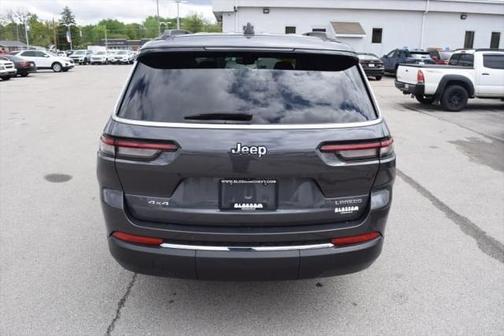2023 Jeep Grand Cherokee L Laredo