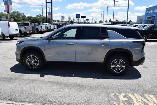 Sterling 2026 Chevrolet Traverse LT