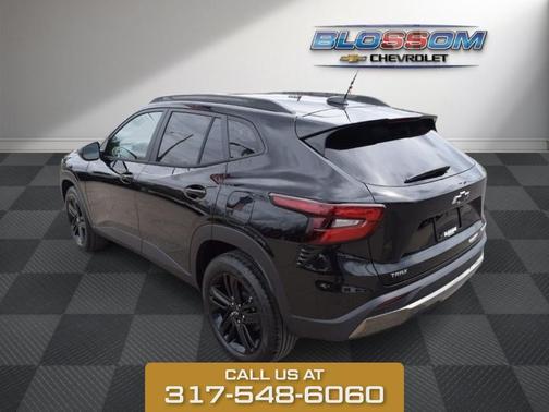 Black 2026 Chevrolet Trax ACTIV