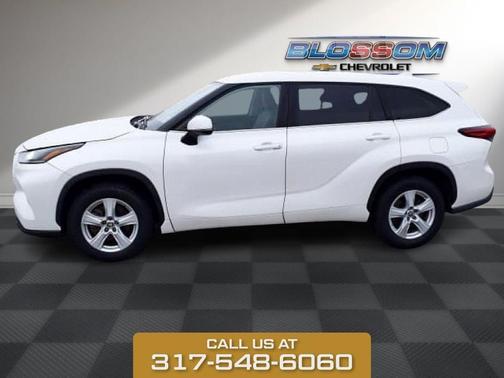 2021 Toyota Highlander LE