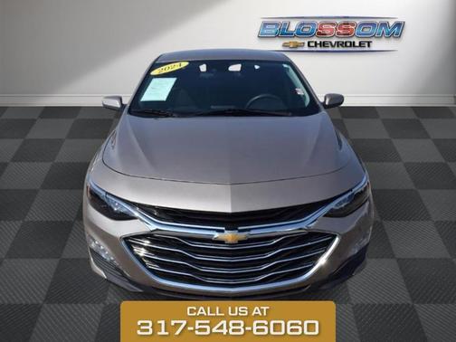 Mineral Gray Metallic 2024 Chevrolet Malibu LT