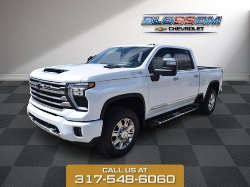 Polar White 2026 Chevrolet Silverado 2500 High Country