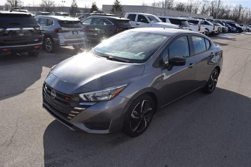 2025 Nissan Versa 1.6 SR