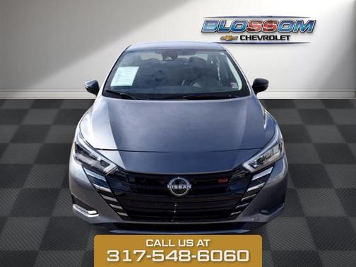 2025 Nissan Versa 1.6 SR