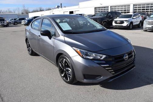 2025 Nissan Versa 1.6 SR