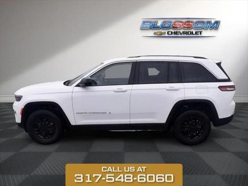 2023 Jeep Grand Cherokee Laredo
