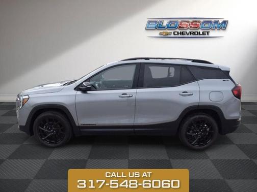 Sterling 2023 GMC Terrain SLT