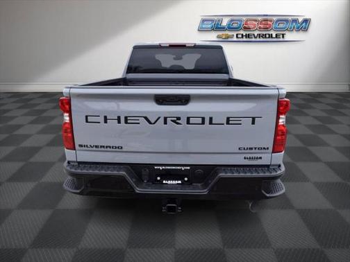 2025 Chevrolet Silverado 2500 Custom