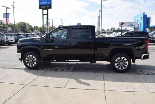 2024 Chevrolet Silverado 2500 LT