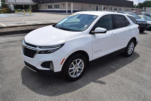 Summit White 2024 Chevrolet Equinox LT