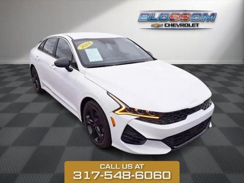 2024 Kia K5 GT-Line