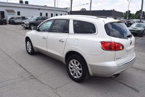 White Diamond Clearcoat 2012 Buick Enclave Leather