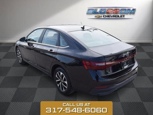 Deep Black Pearl Effect 2025 Volkswagen Jetta 1.5T S