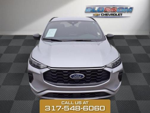 Silver Metallic 2024 Ford Escape ST-Line