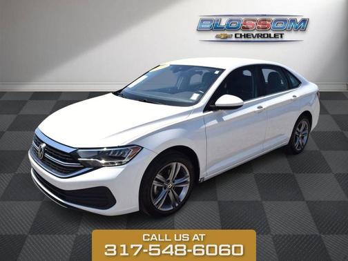 Opal White Pearl Effect 2023 Volkswagen Jetta 1.5T SE