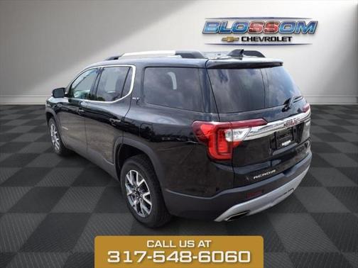 2023 GMC Acadia AWD SLT